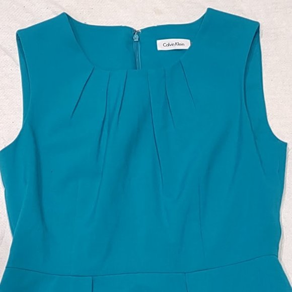 CALVIN KLEIN TEAL SLEEVELESS DRESS, PLEATED NECKLINE, OVERLAPPING SKIRT PANELS 6 - Picture 2 of 11